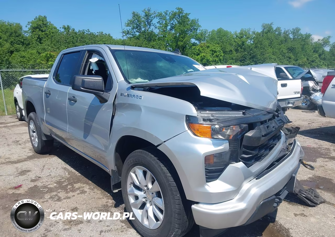 2022 Chevrolet Silverado 1500 2Wd Short Bed Custom – zdjęcie 1 z 16