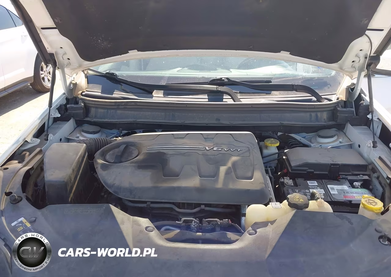 2019 Jeep Cherokee Overland Fwd VIN:1C4PJLJX5KD285833 - 10