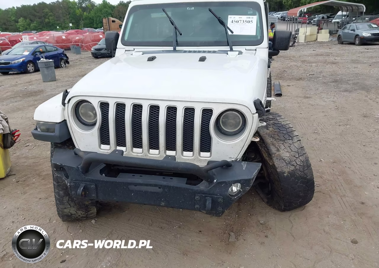 2018 Jeep Wrangler Unlimited Sahara 4X4 VIN:1C4HJXENXJW321765 - 6