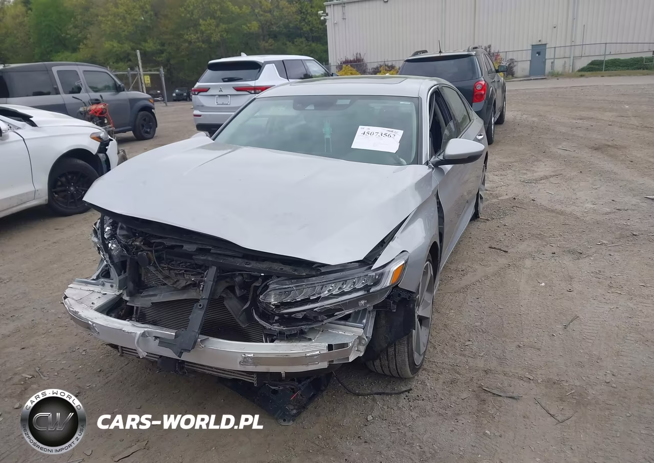 2018 Honda Accord Touring 2.0T VIN:1HGCV2F9XJA013691 - 2
