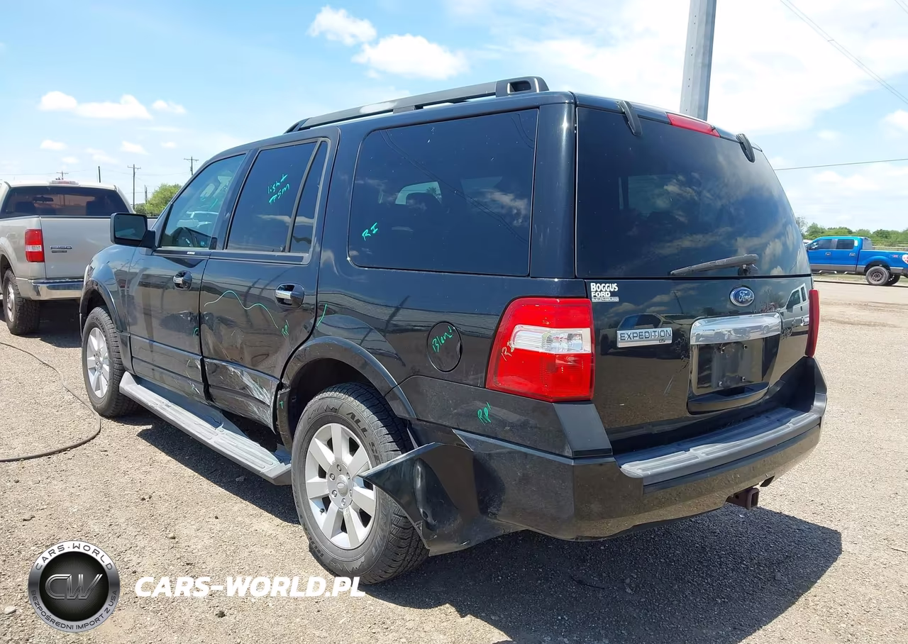 2010 Ford Expedition Xlt VIN:1FMJU1F57AEB53699 - 3