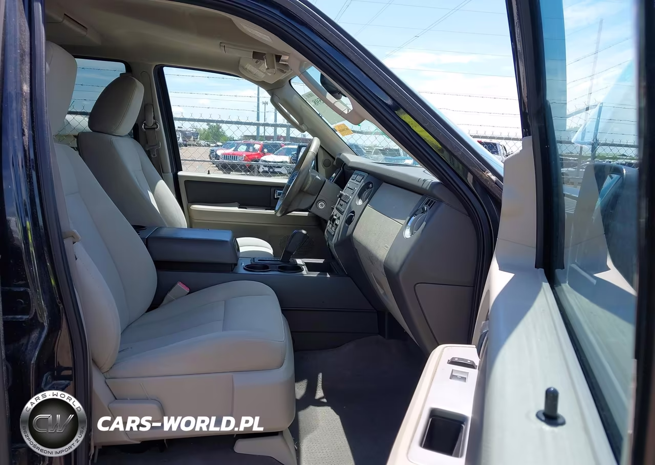 2010 Ford Expedition Xlt VIN:1FMJU1F57AEB53699 - 5