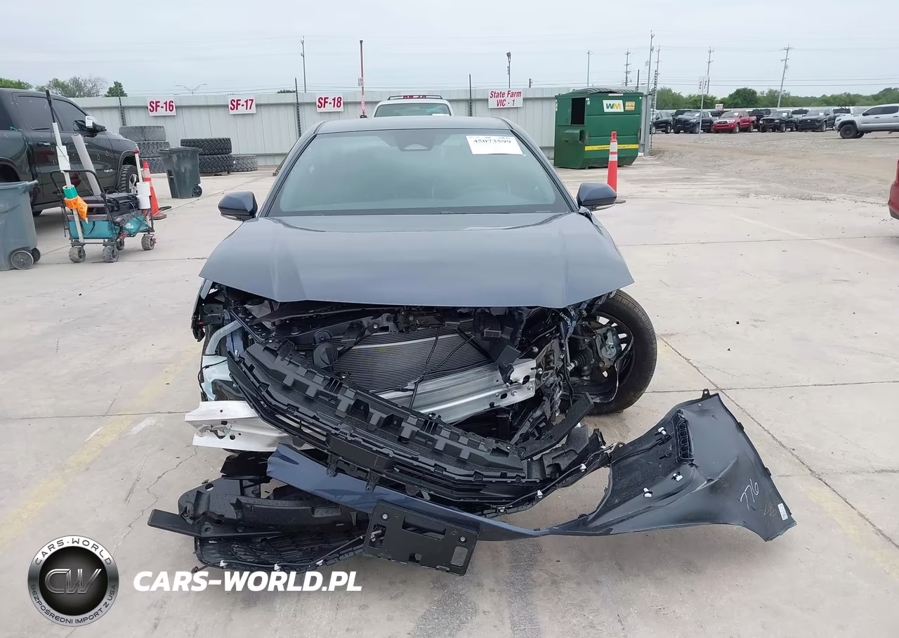 2026 Toyota Camry Se VIN:4T1DAACK1TU729912 - 12