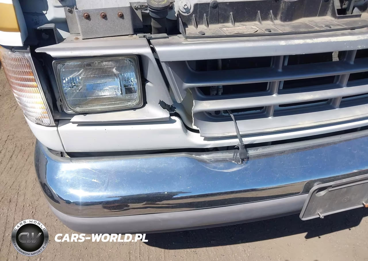 1996 Ford Econoline E350 Cutaway Van VIN:1FDKE30G5THB09581 - 6