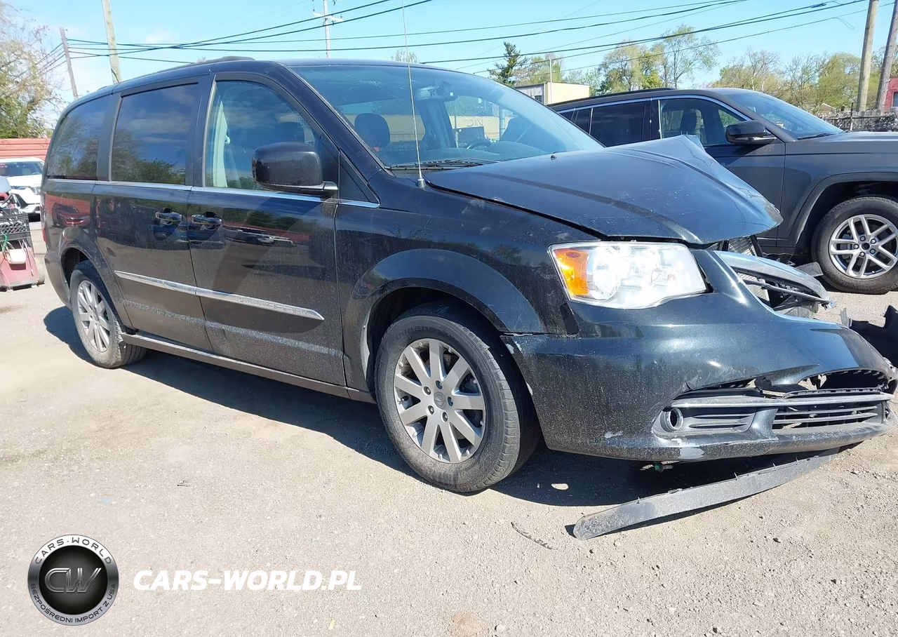 2016 Chrysler Town & Country Touring – zdjęcie 1 z 16