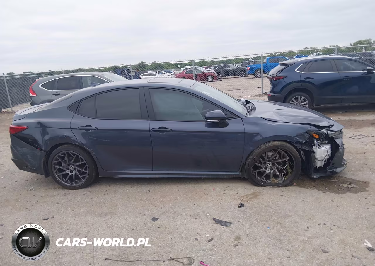 2026 Toyota Camry Se VIN:4T1DAACK6TU689908 - 12