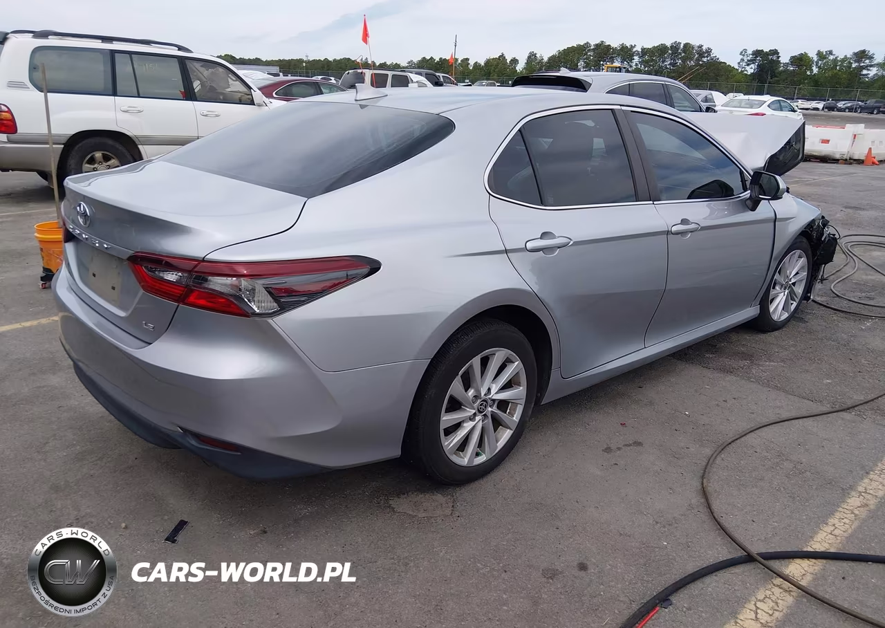 2021 Toyota Camry Le VIN:4T1C11AK9MU552056 - 4