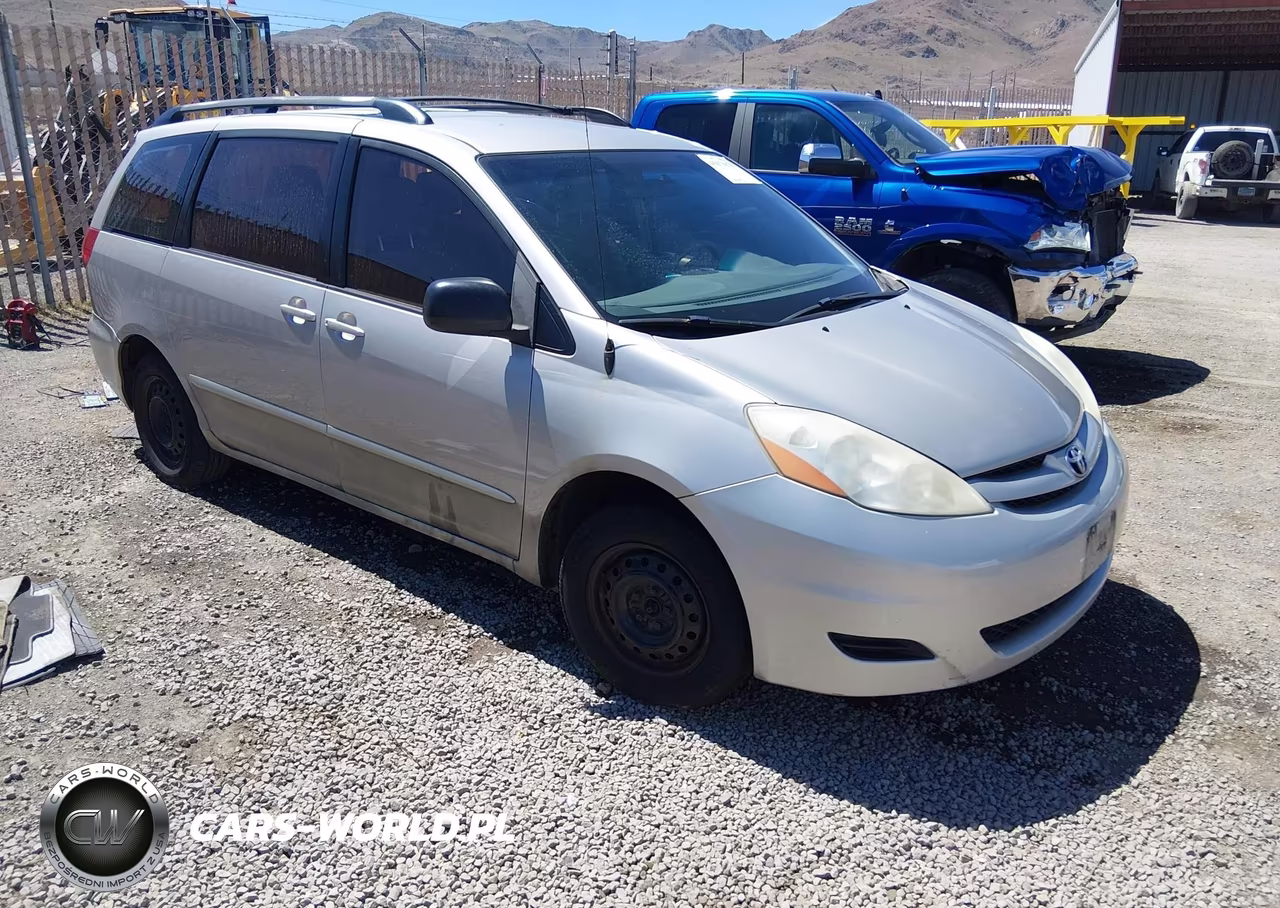 2010 Toyota Sienna Ce