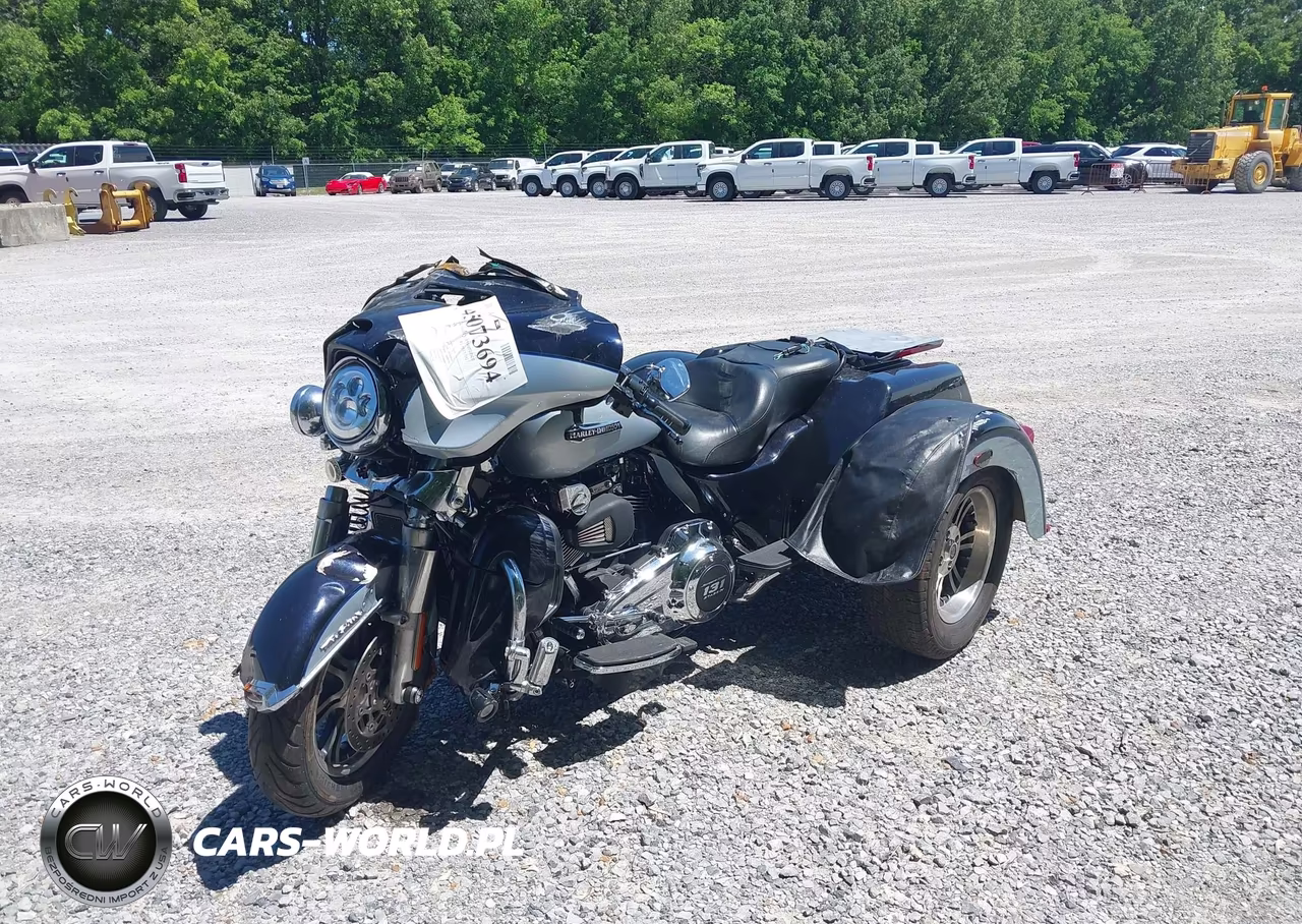 2019 Harley-Davidson Flhtcutg VIN:1HD1MAF17KB860739 - 2