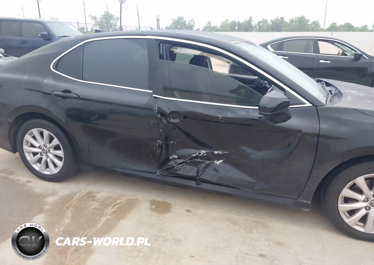 2020 Toyota Camry Le VIN:4T1C11AK1LU397436 - 6