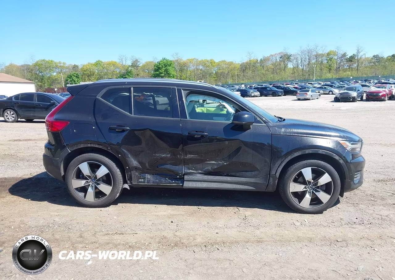 2019 Volvo Xc40 T5 Momentum-T5 R-Design VIN:YV4162XZ2K2014893 - 13