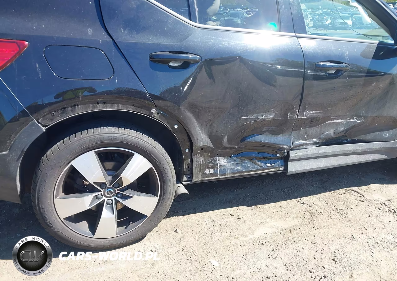 2019 Volvo Xc40 T5 Momentum-T5 R-Design VIN:YV4162XZ2K2014893 - 6