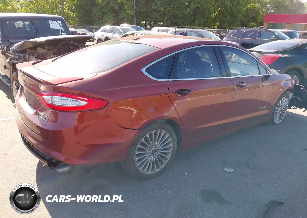 2014 Ford Fusion Hybrid Titanium VIN:3FA6P0RU3ER100165 - 4