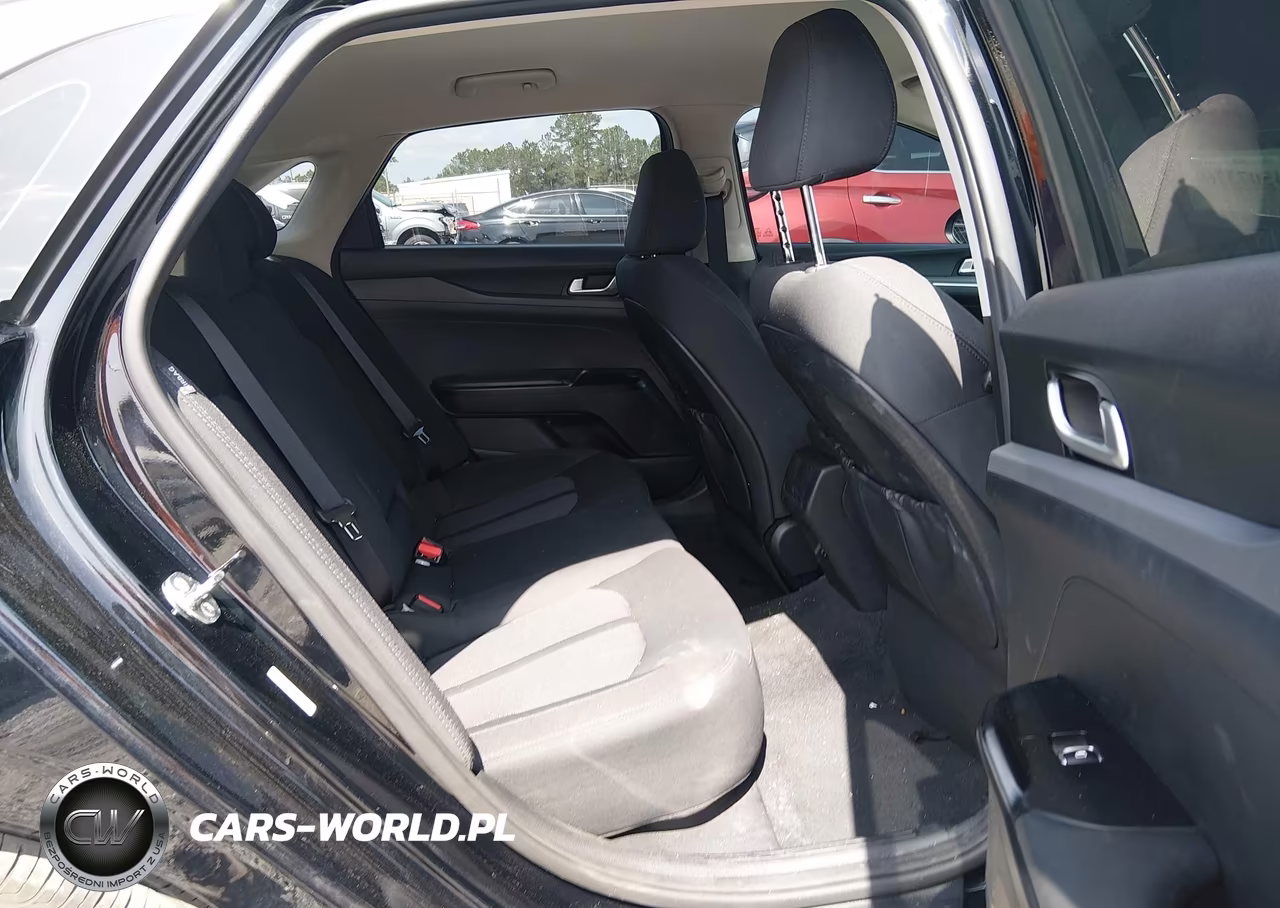 2022 Kia K5 Lxs VIN:5XXG14J24NG129805 - 8