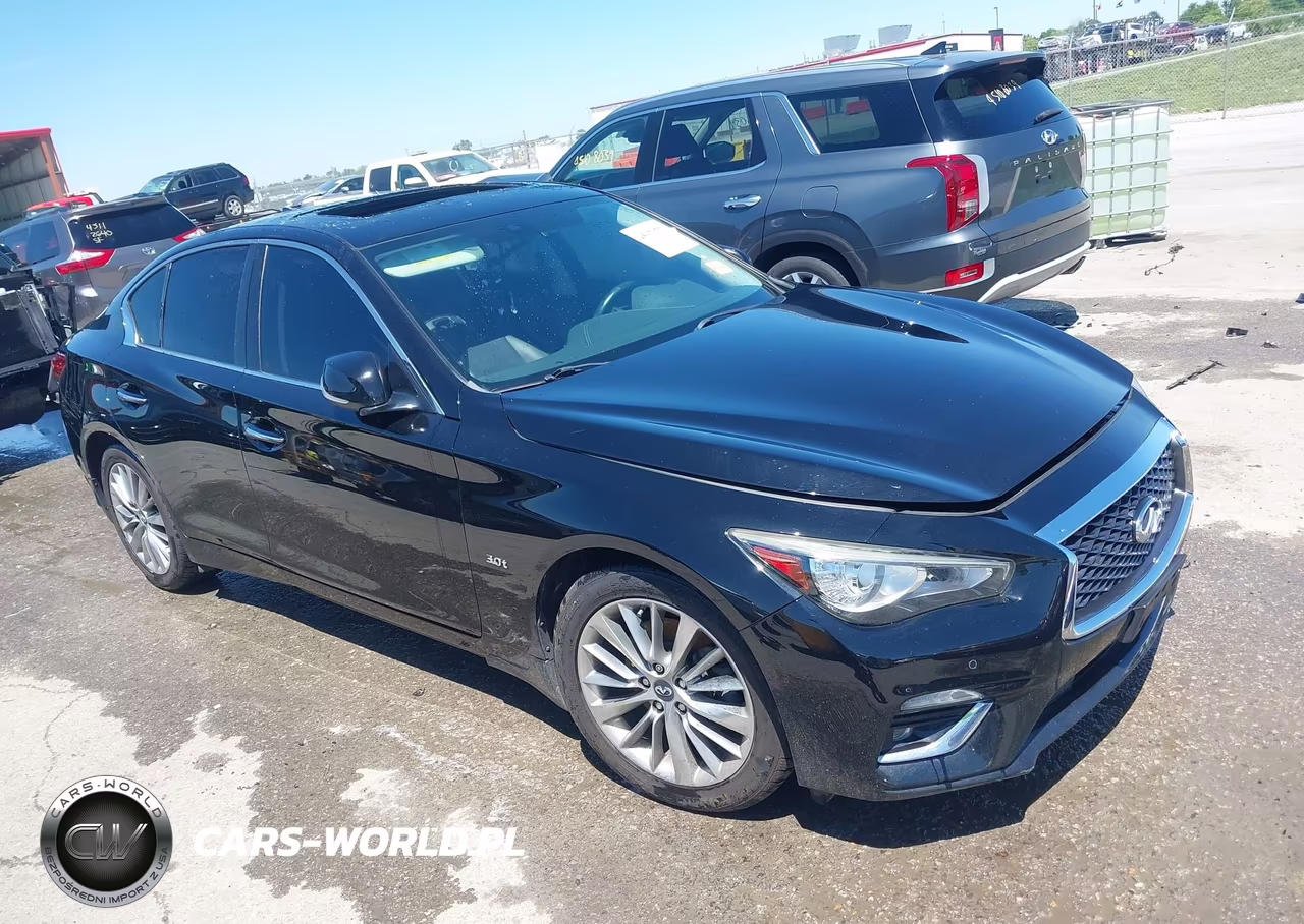 2018 Infiniti Q50 3.0T Luxe – zdjęcie 1 z 17