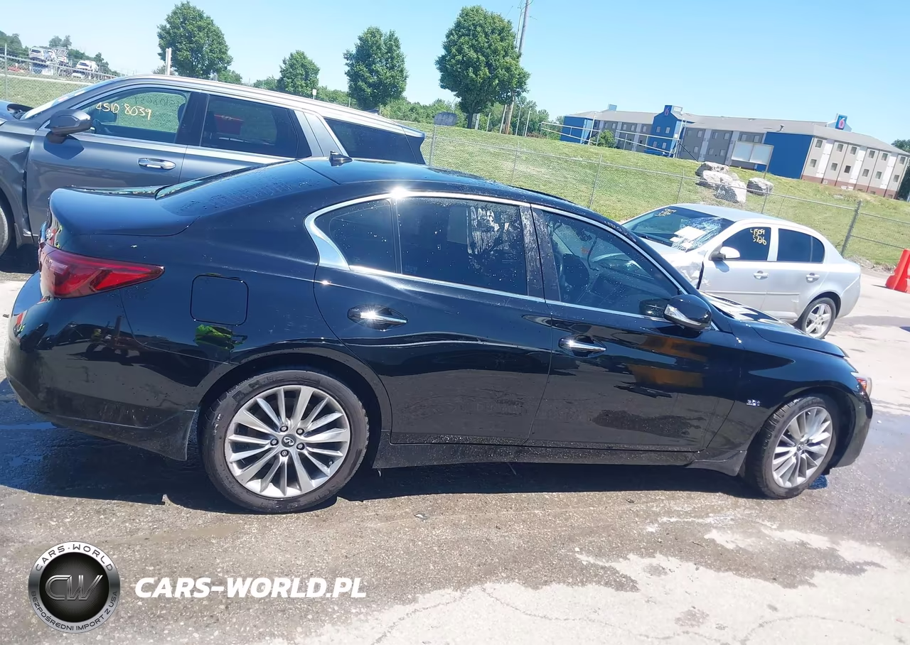 2018 Infiniti Q50 3.0T Luxe VIN:JN1EV7AR5JM434408 - 13