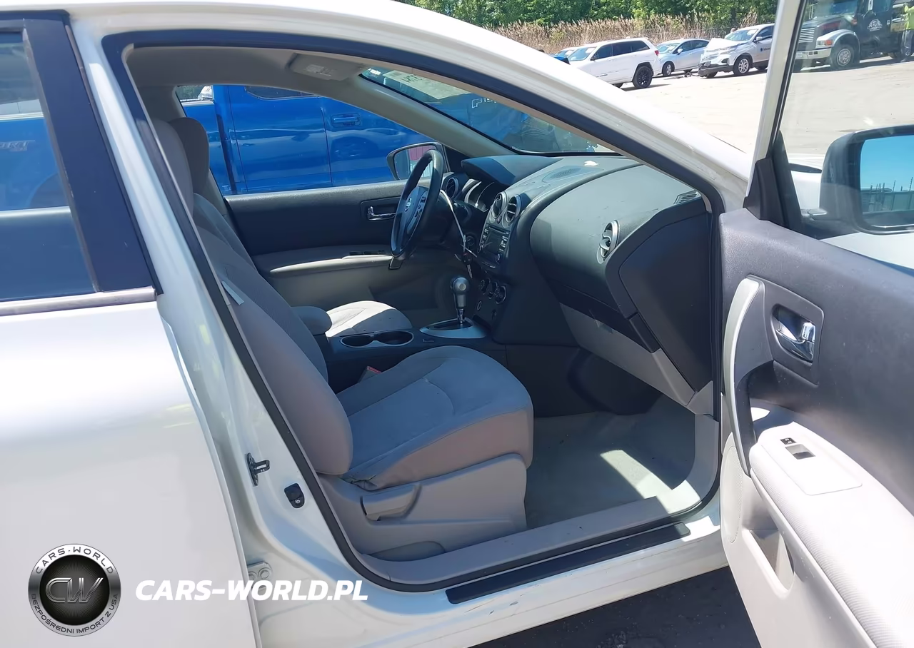 2014 Nissan Rogue Select S VIN:JN8AS5MV7EW202974 - 5