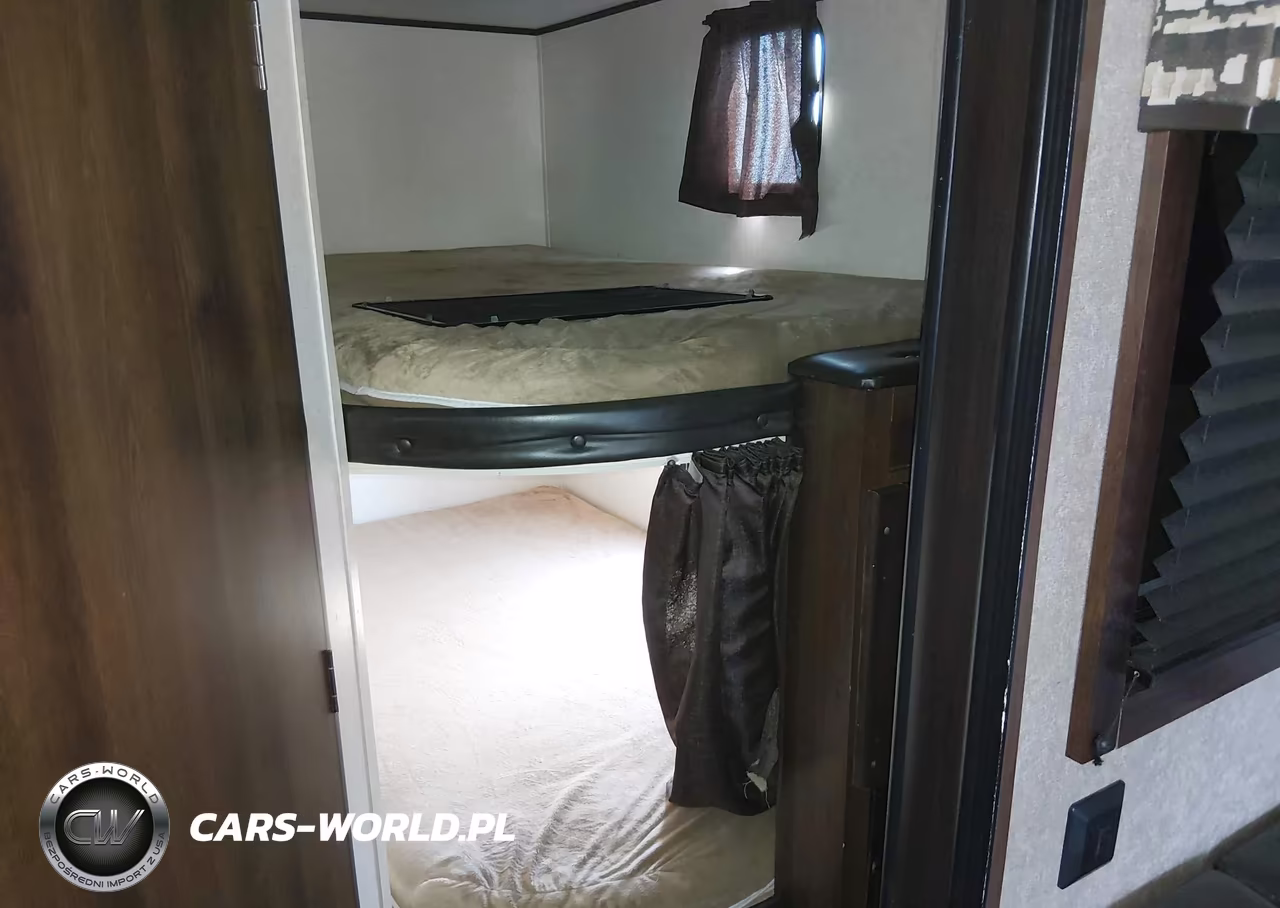 2018 Jayco Other VIN:1UJBJ0BRXJ75X0632 - 13