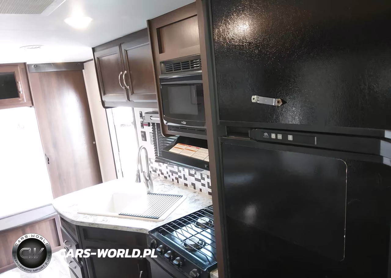 2018 Jayco Other VIN:1UJBJ0BRXJ75X0632 - 17
