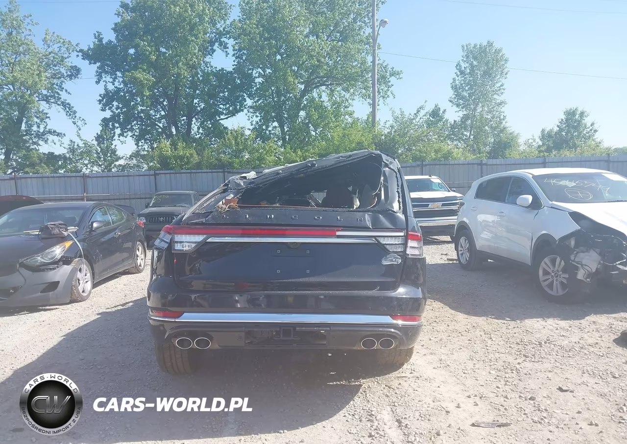 2023 Lincoln Aviator Black Label VIN:5LM5J9XC8PGL00211 - 16