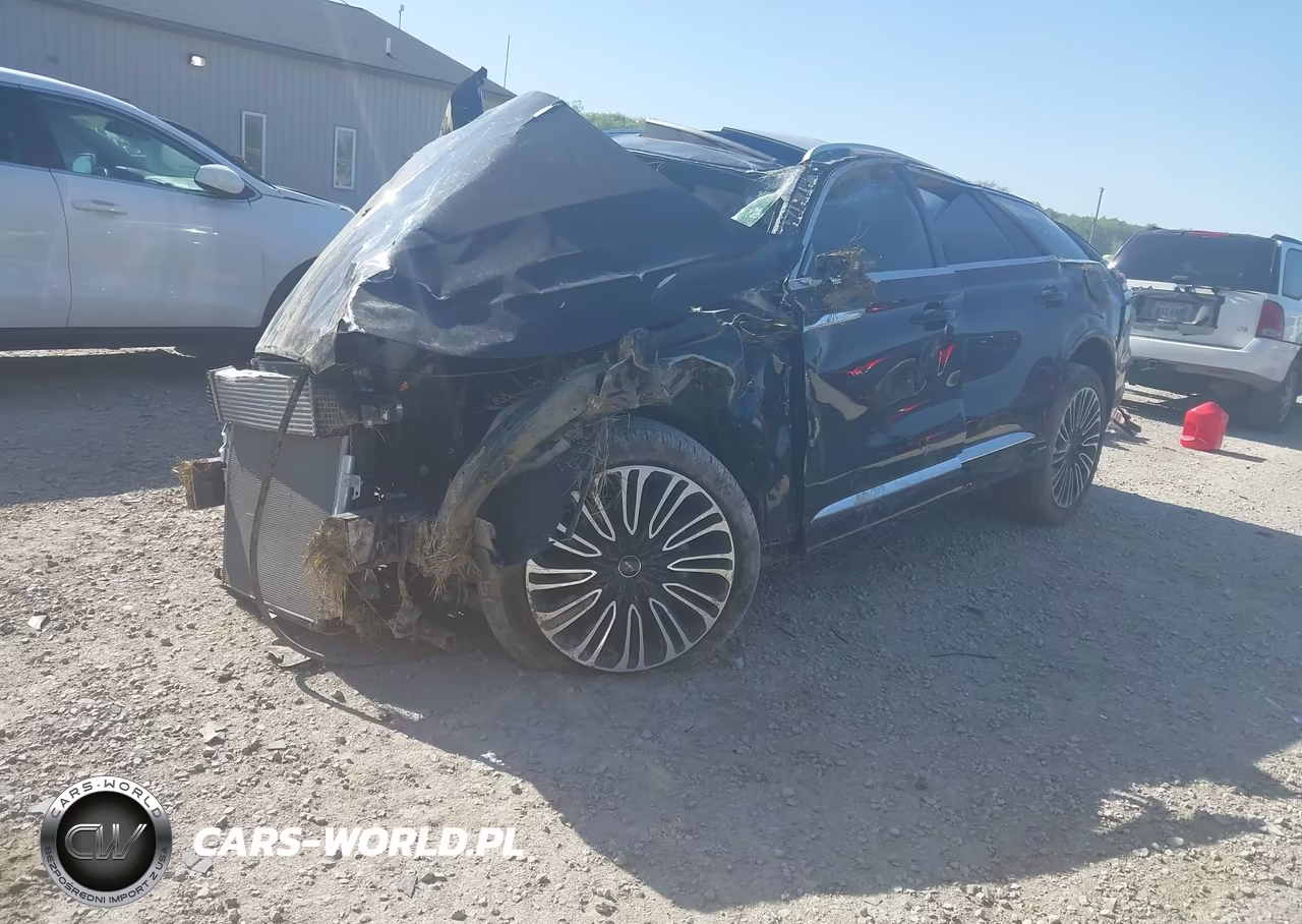 2023 Lincoln Aviator Black Label VIN:5LM5J9XC8PGL00211 - 2