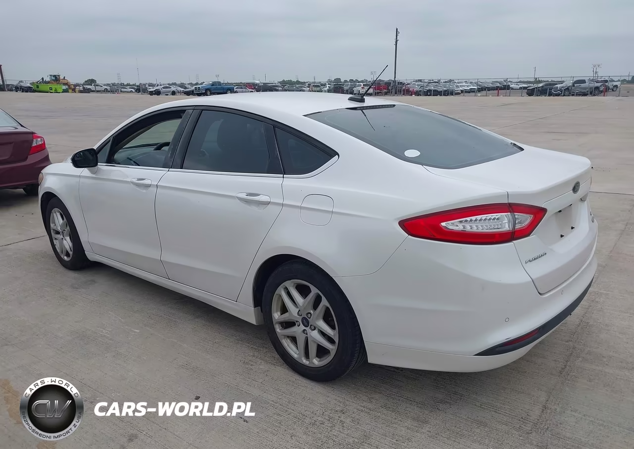 2014 Ford Fusion Se VIN:1FA6P0HD5E5351807 - 3