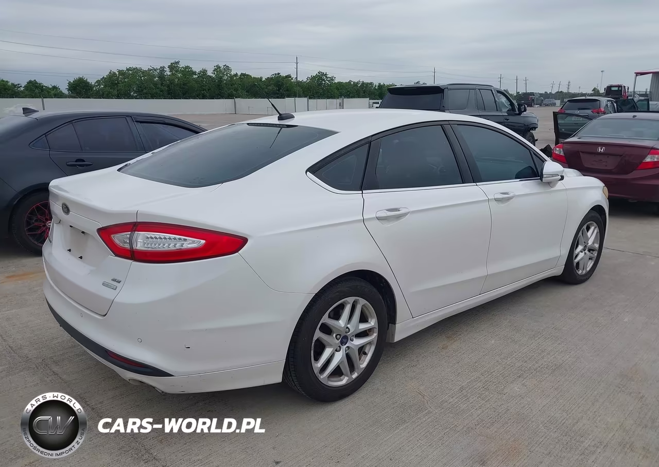 2014 Ford Fusion Se VIN:1FA6P0HD5E5351807 - 4