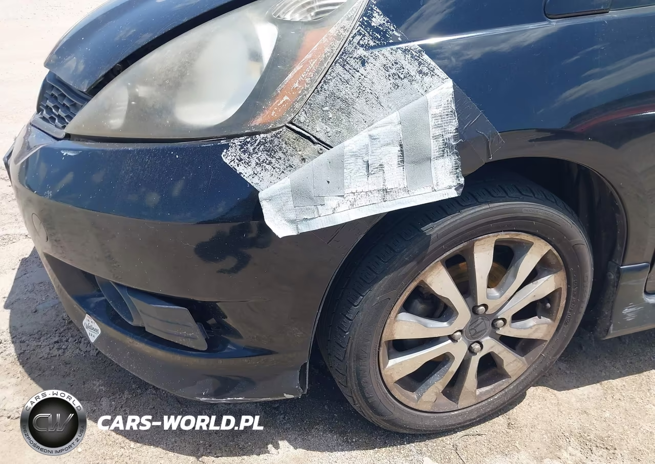 2012 Honda Fit Sport VIN:JHMGE8G55CC038373 - 18