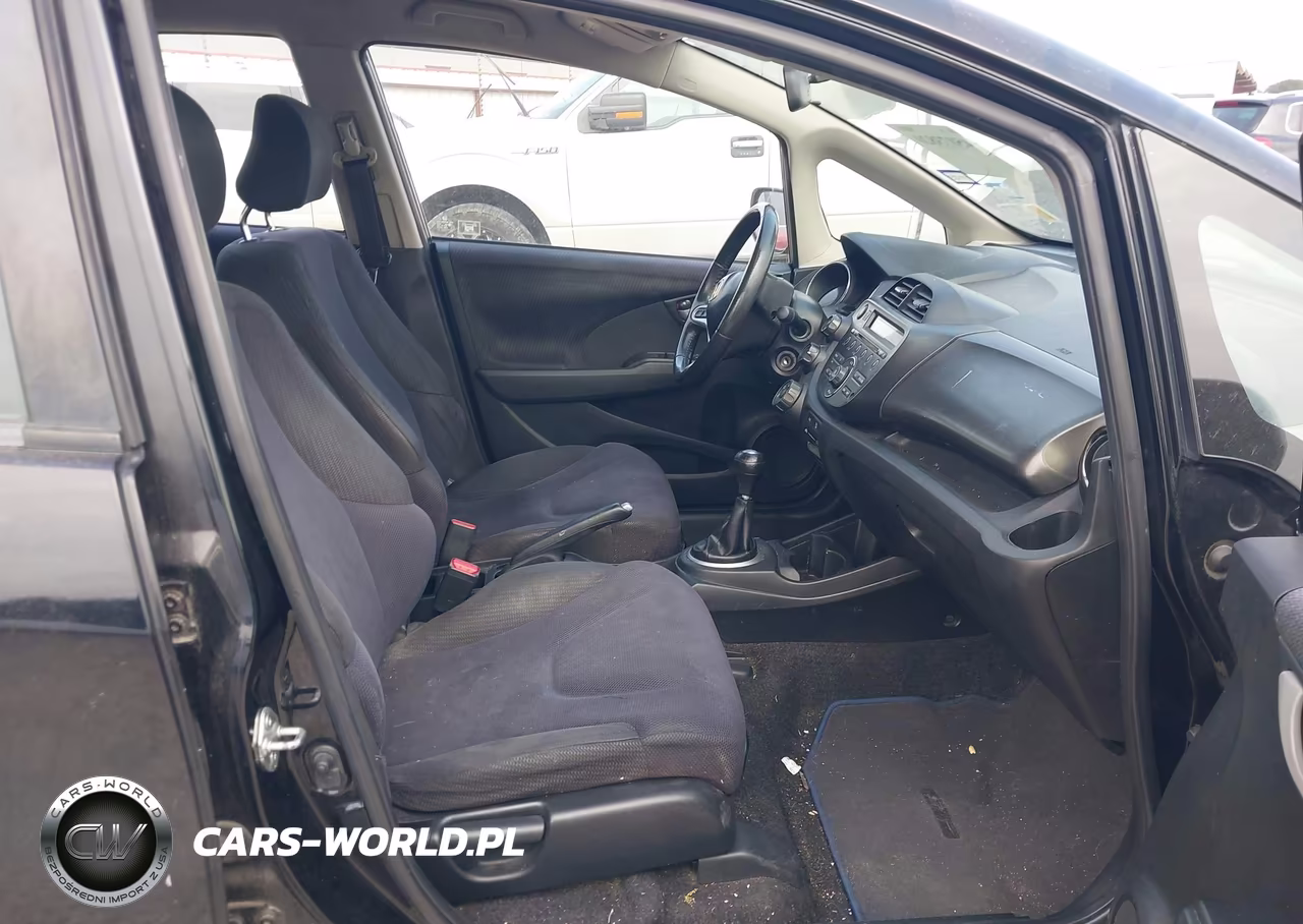 2012 Honda Fit Sport VIN:JHMGE8G55CC038373 - 5