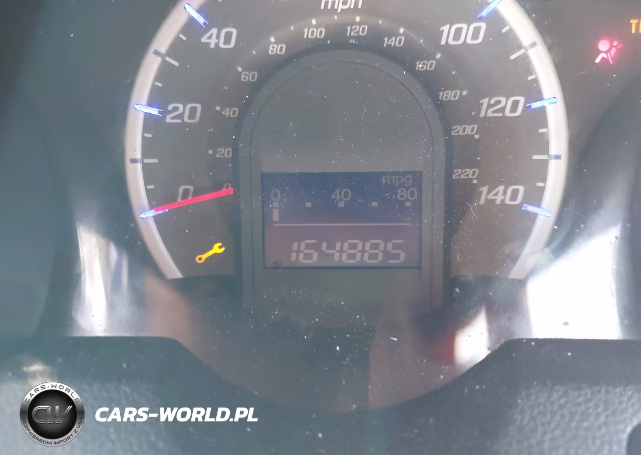 2012 Honda Fit Sport VIN:JHMGE8G55CC038373 - 7