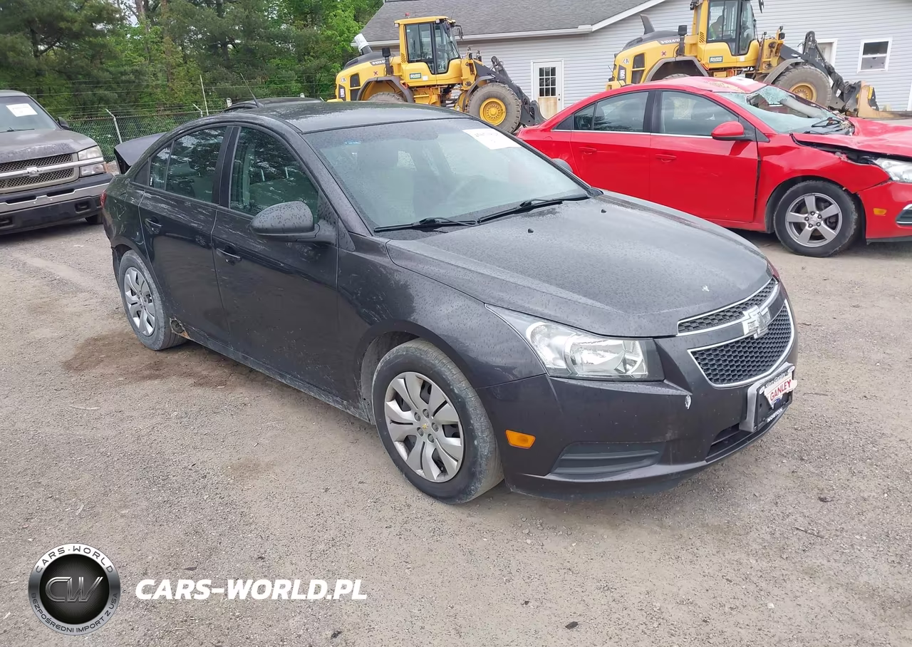 2014 Chevrolet Cruze Ls Auto – zdjęcie 1 z 12
