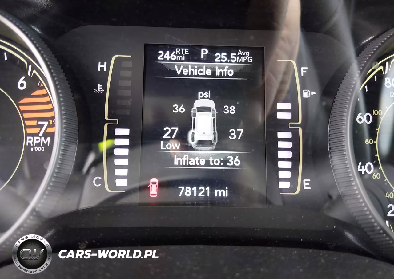 2021 Jeep Cherokee Latitude 4X4 VIN:1C4PJMCB7MD242749 - 16