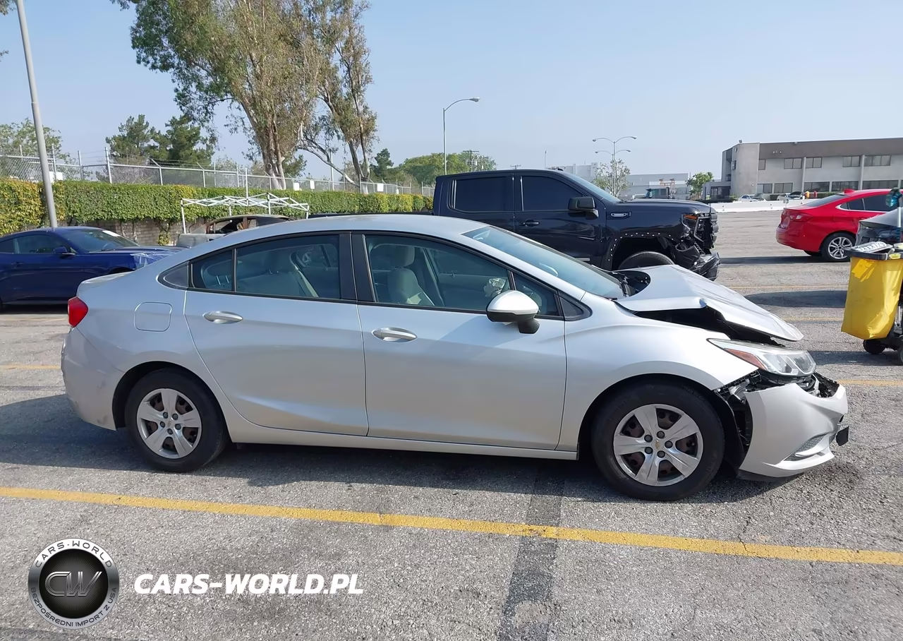 2017 Chevrolet Cruze Ls Auto VIN:3G1BC5SM1HS573497 - 13