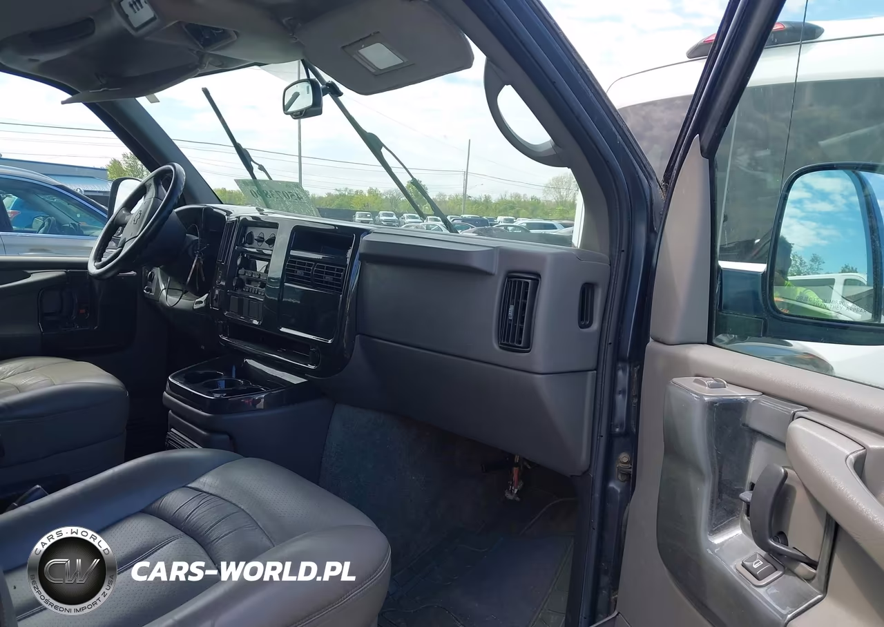 2007 Chevrolet Express Upfitter VIN:1GBFG15TX71229261 - 5