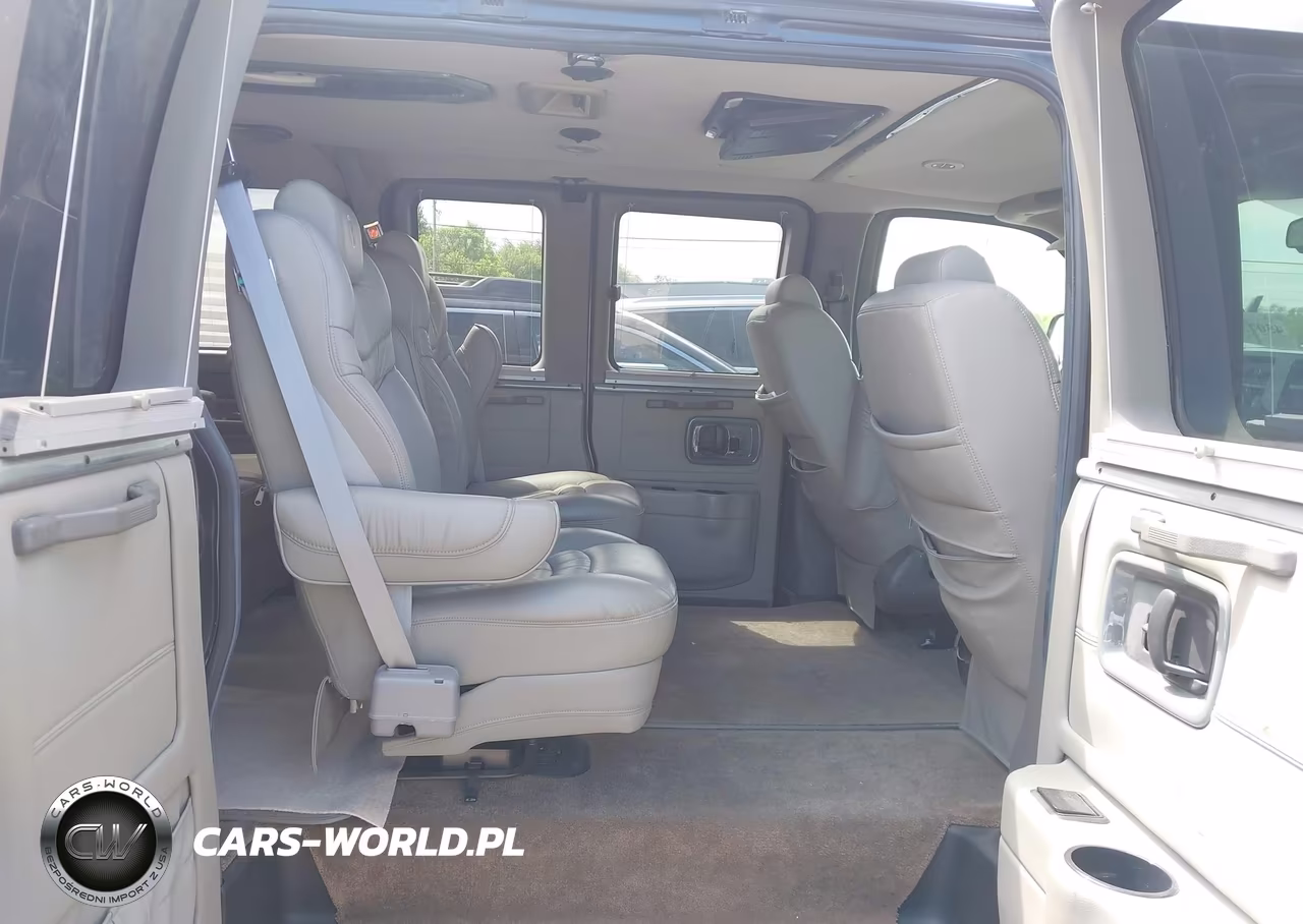 2007 Chevrolet Express Upfitter VIN:1GBFG15TX71229261 - 8