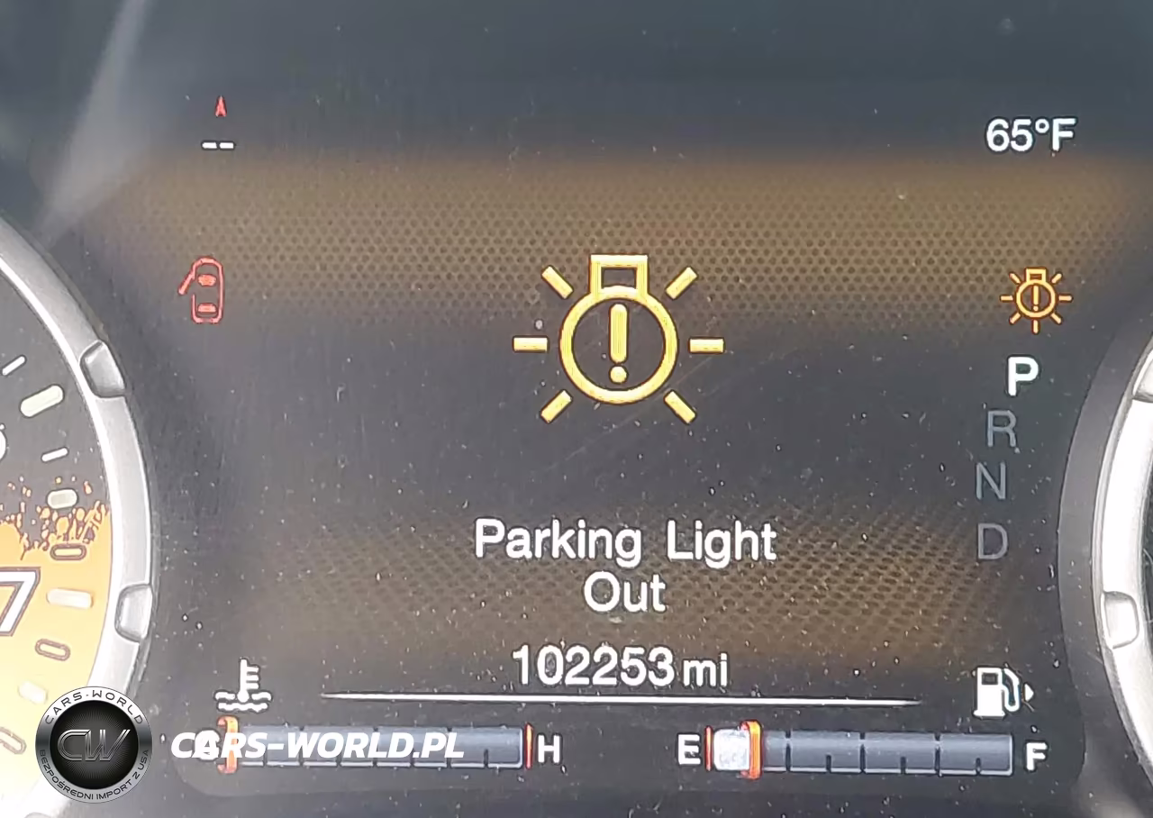 2015 Jeep Renegade Trailhawk VIN:ZACCJBCT0FPB65817 - 15
