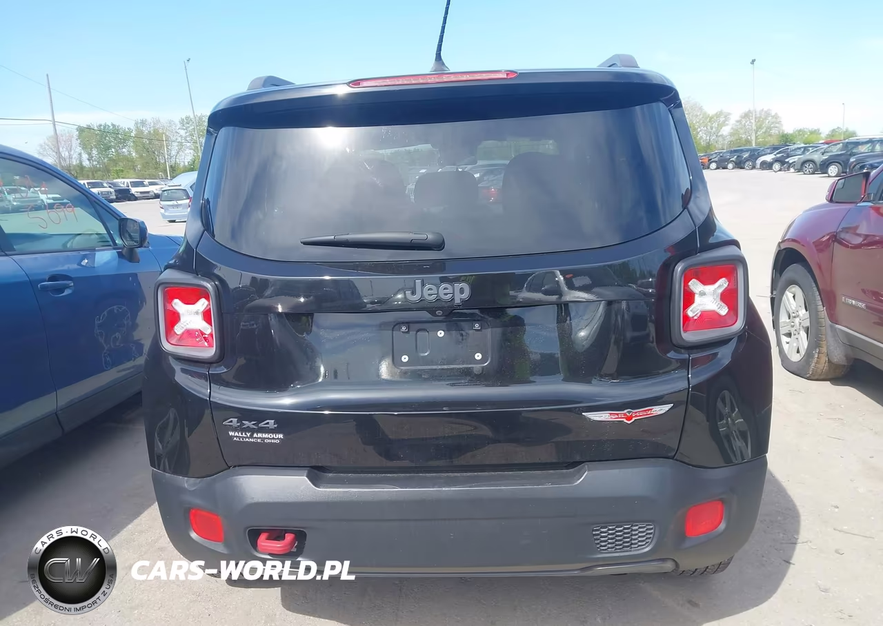 2015 Jeep Renegade Trailhawk VIN:ZACCJBCT0FPB65817 - 16