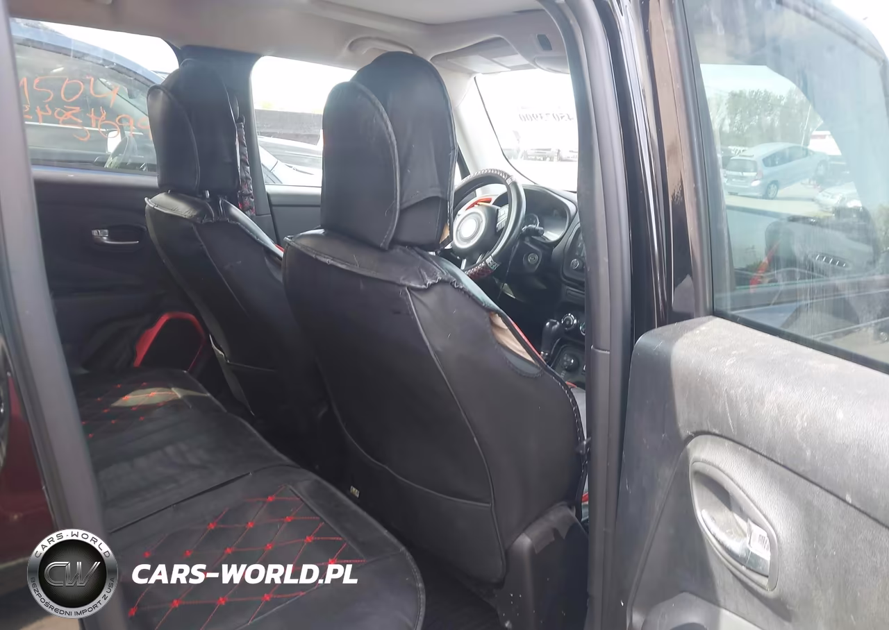 2015 Jeep Renegade Trailhawk VIN:ZACCJBCT0FPB65817 - 8