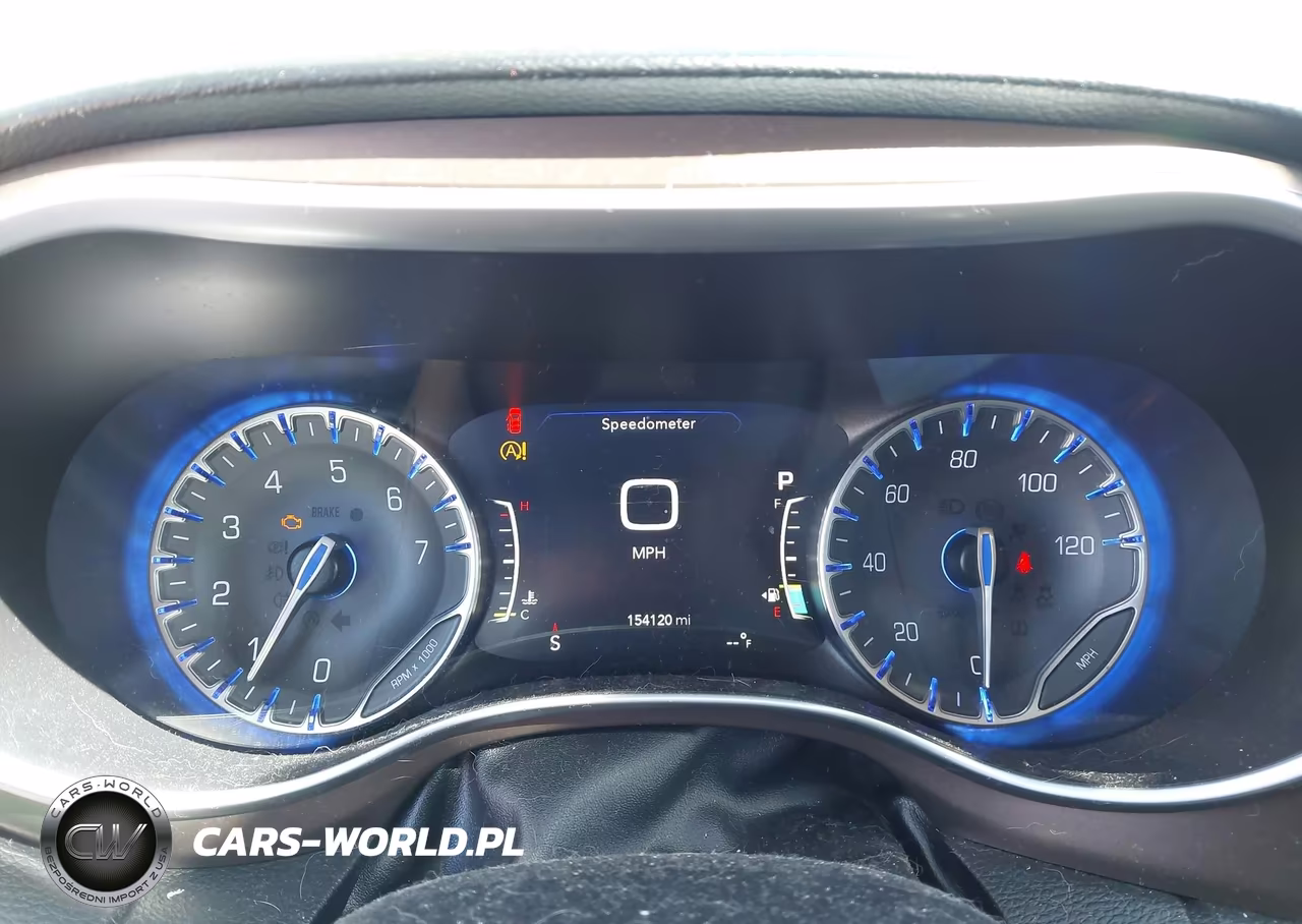 2017 Chrysler Pacifica Touring-L Plus VIN:2C4RC1EG1HR844740 - 7