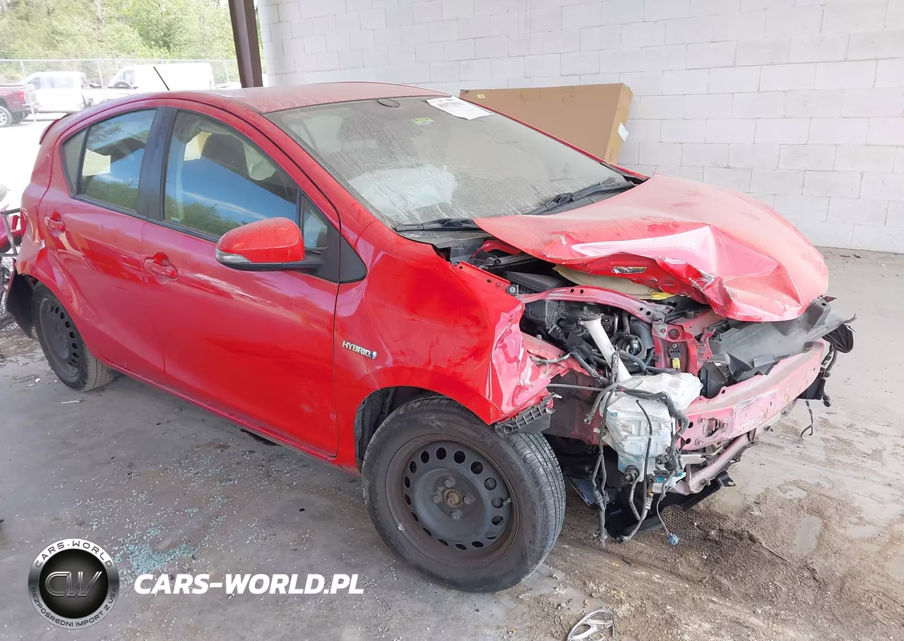 2014 Toyota Prius C Three