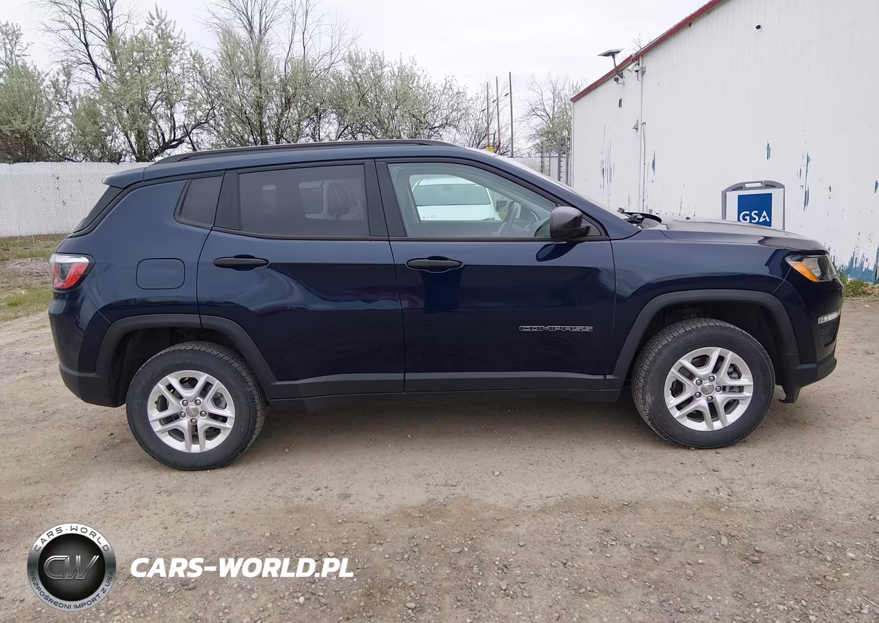 2018 Jeep Compass Sport 4X4 VIN:3C4NJDAB1JT392274 - 17