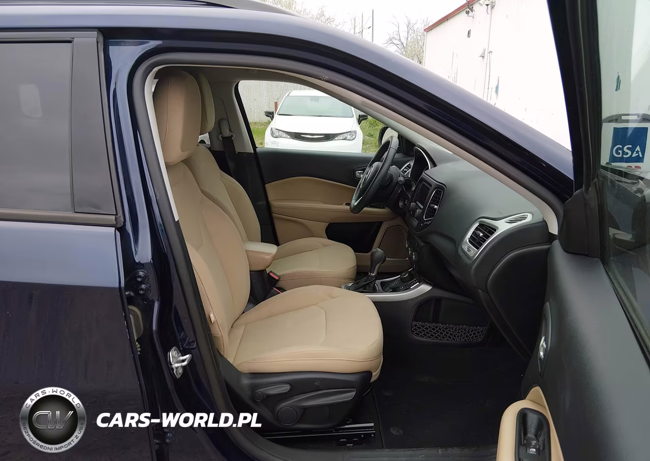 2018 Jeep Compass Sport 4X4 VIN:3C4NJDAB1JT392274 - 5