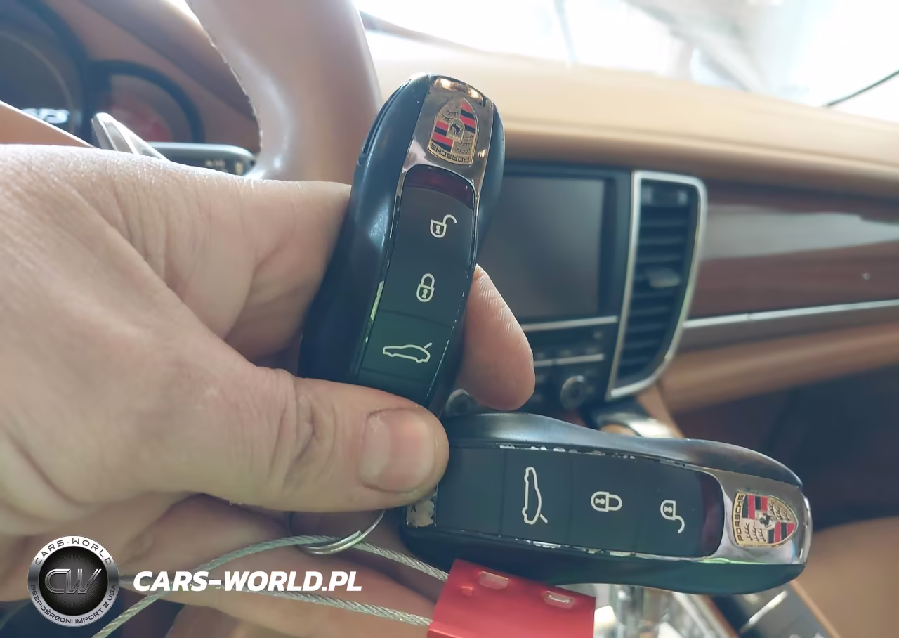 2014 Porsche Panamera Gts VIN:WP0AF2A78EL083371 - 11
