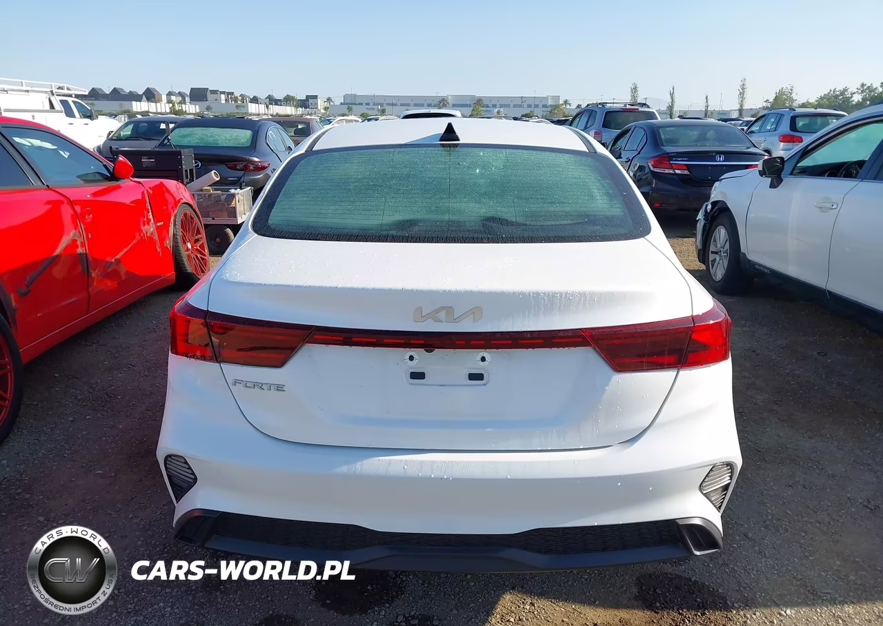 2024 Kia Forte Lxs VIN:3KPF24AD9RE830168 - 16