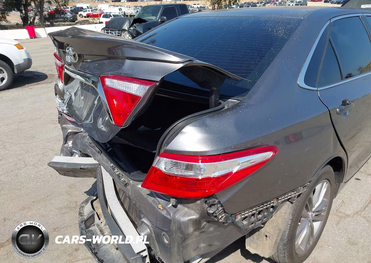 2017 Toyota Camry Se VIN:4T1BF1FK2HU626381 - 19