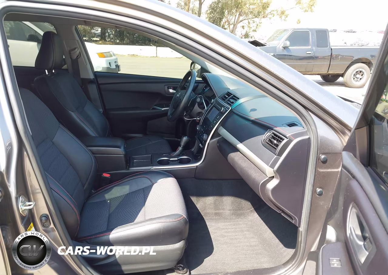 2017 Toyota Camry Se VIN:4T1BF1FK2HU626381 - 5