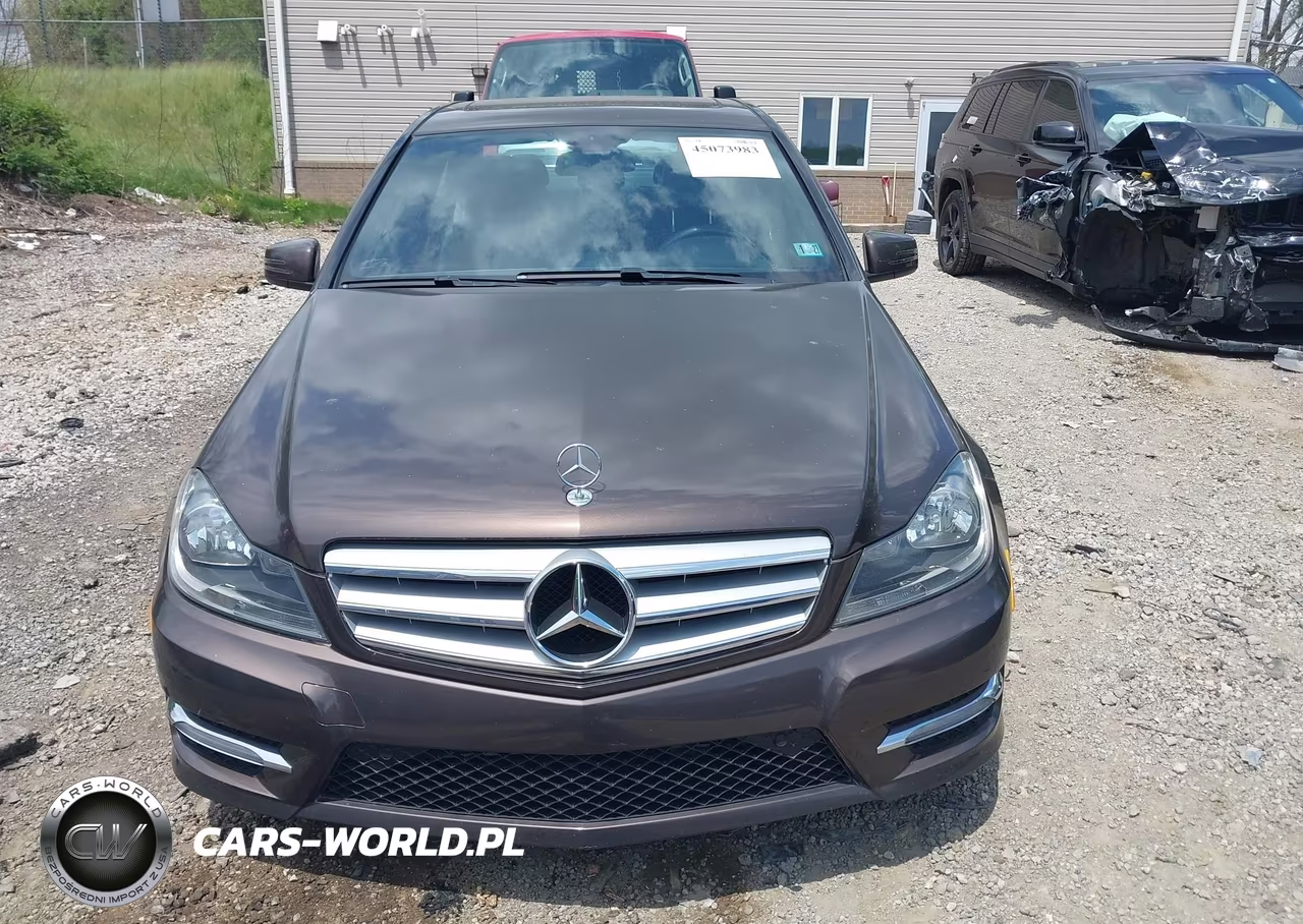 2013 Mercedes-Benz C 300 Sport 4Matic VIN:WDDGF8AB4DR288205 - 12