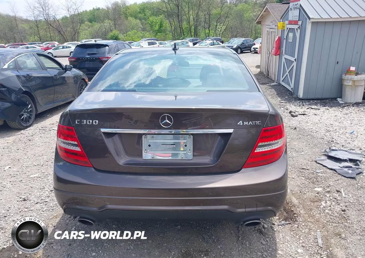 2013 Mercedes-Benz C 300 Sport 4Matic VIN:WDDGF8AB4DR288205 - 16