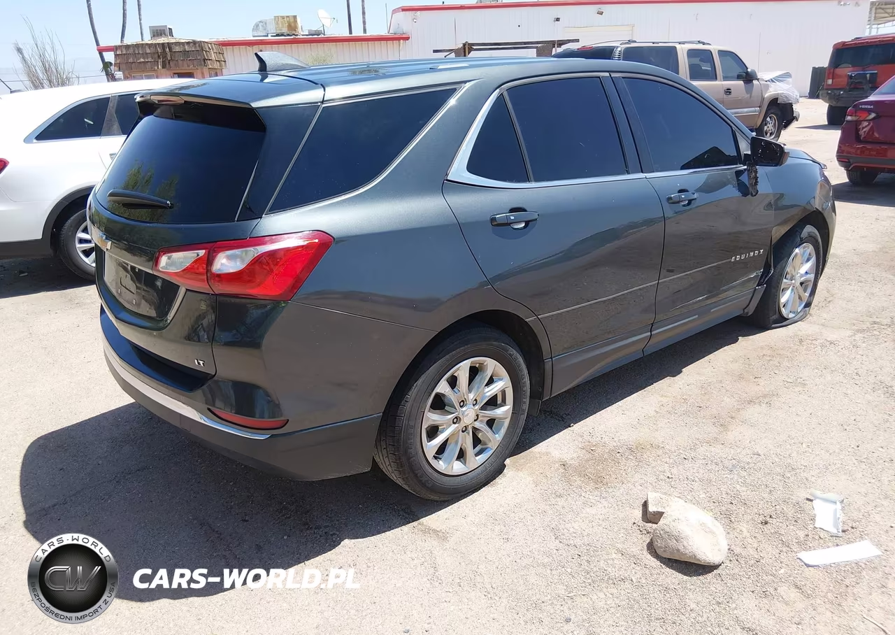 2018 Chevrolet Equinox Lt VIN:3GNAXJEV8JS573966 - 4