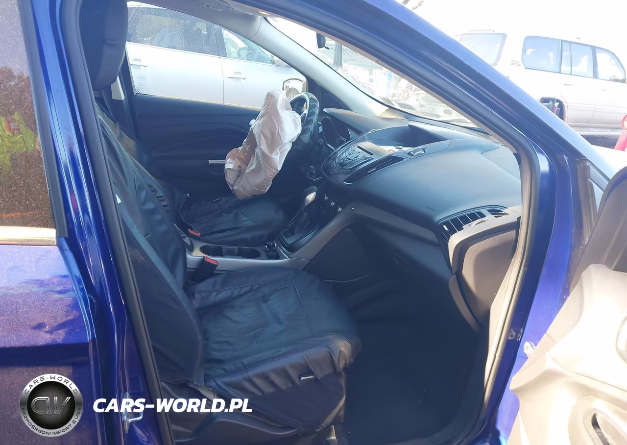 2016 Ford Escape Se VIN:1FMCU0G75GUB04373 - 5